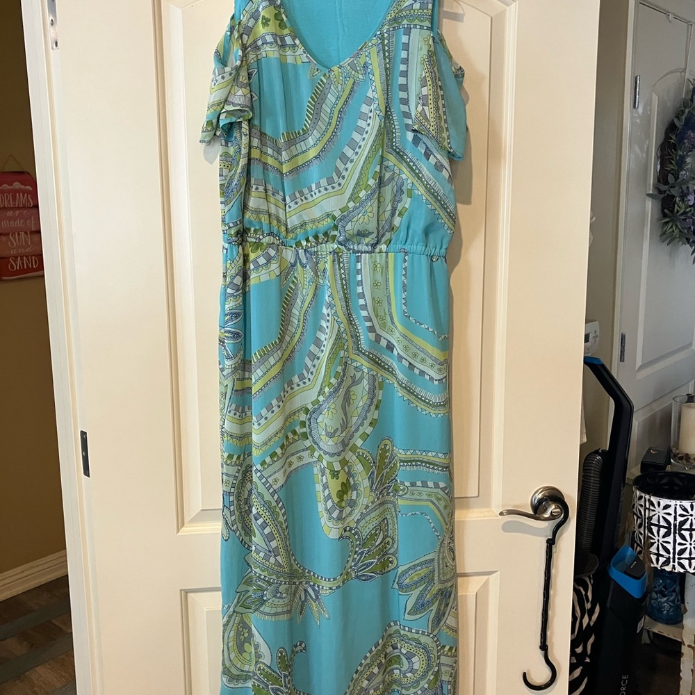 Chico’s Blue and Green Paisley Dress with cold shoulder detail